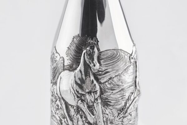 Spirit Champagne Bottle Cover detail