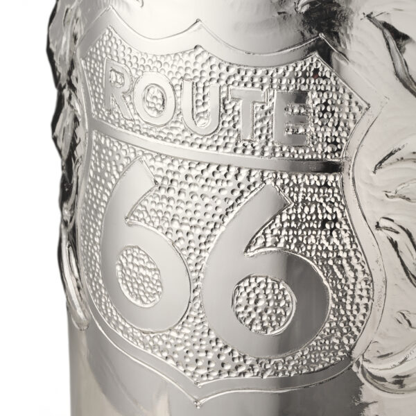 detail champagne bottle cover Route 66
